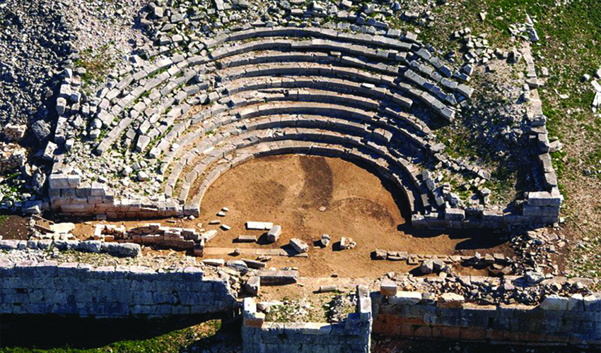 35 theato  pleuronas